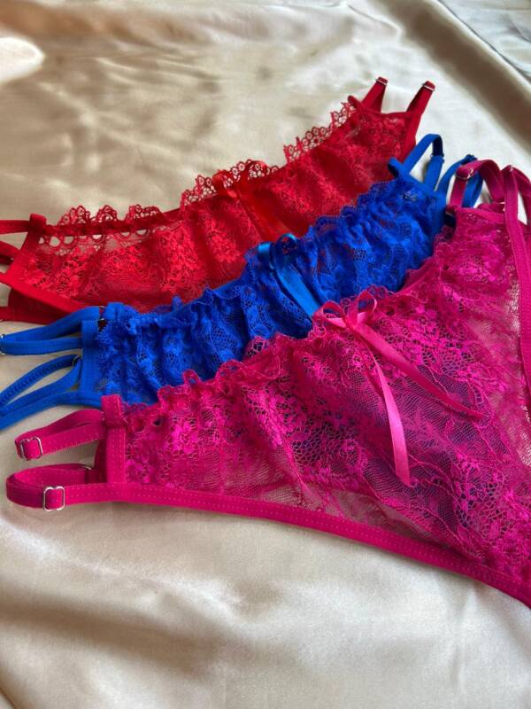 Elegant Lace-Detail Bralettete (1 Piece) V6803